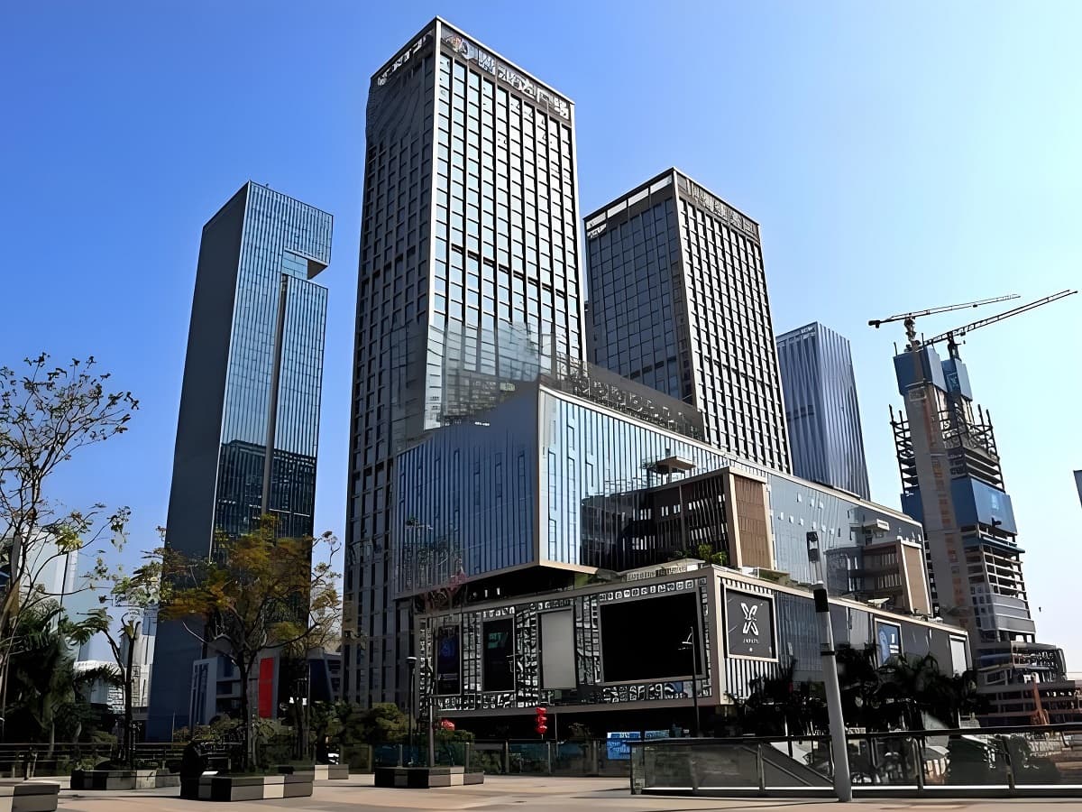 鹏润达商业广场